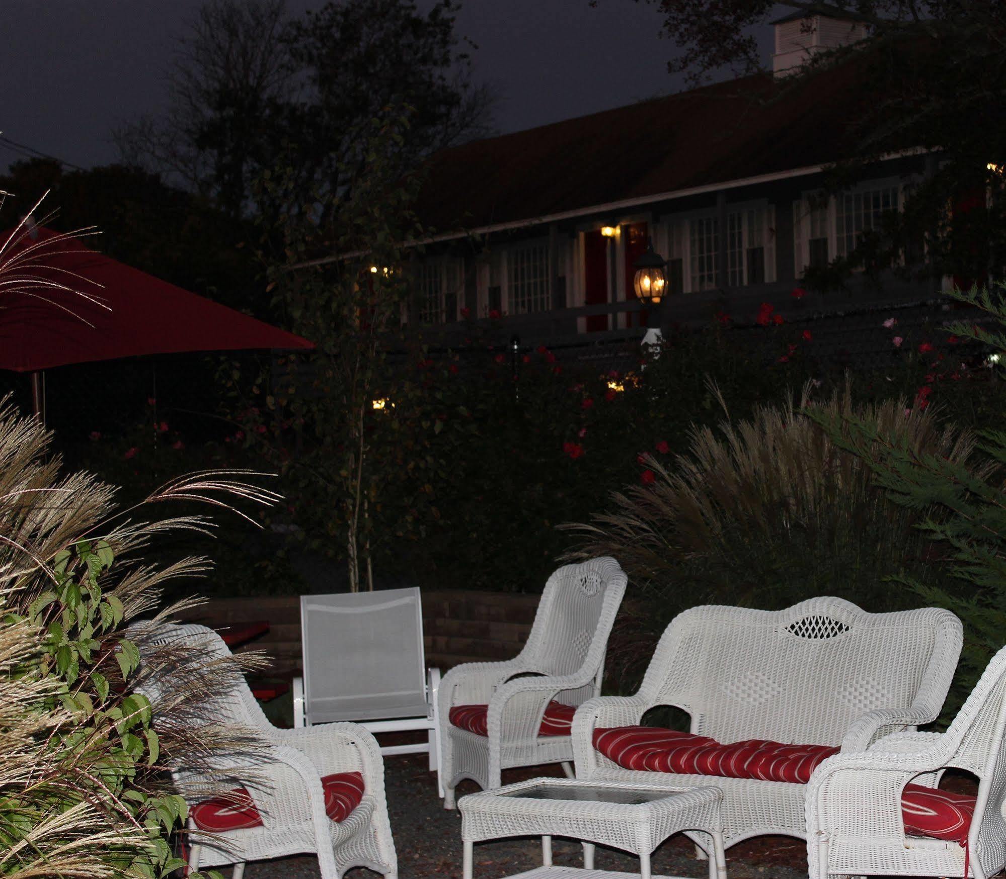 Red Horse Inn Falmouth Exterior photo